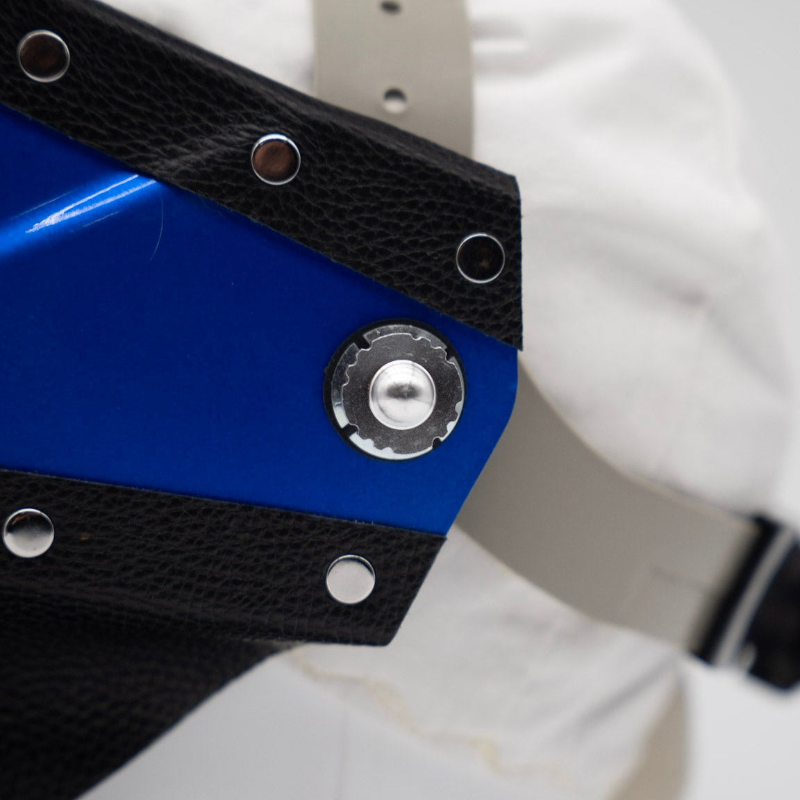 Phanthom Pro - Blue On Black Leather